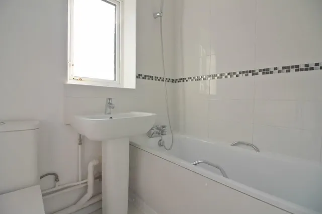 Copthorne Mews, Hayes, UB3, photo 2