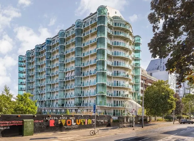 Uxbridge Road, Ealing, W5, photo 1