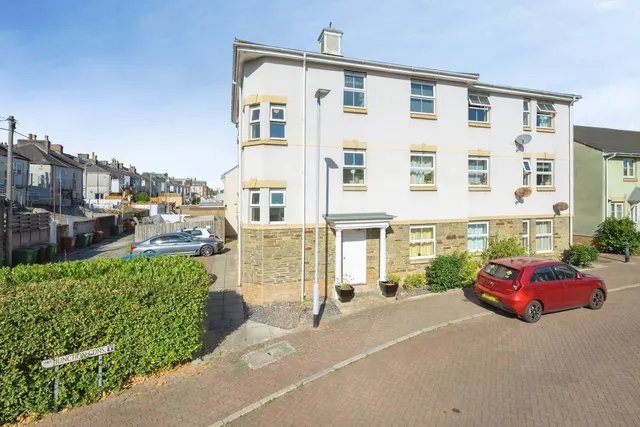 Junction Gardens, Plymouth, PL4, photo 1
