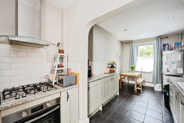Monksford Street, Kidwelly, SA17, photo 3