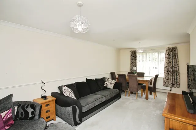Adkinson Avenue, Dunchurch, CV22, photo 3