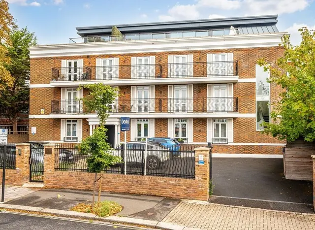 The Grove, Isleworth, TW7, photo 1
