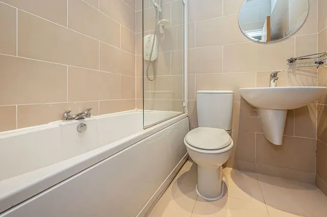 Photo 2 — Westbourne Grove, Scarborough, North Yorkshire, YO11