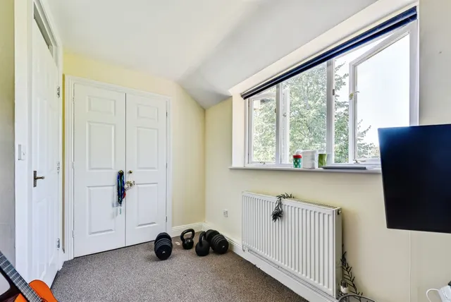 William Kimber Crescent, Headington, OX3, photo 3