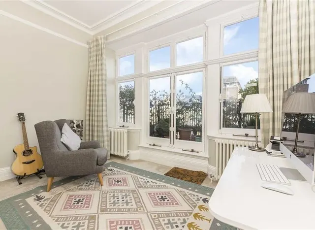 Torrington Place, Fitzrovia & Covent Garden, WC1E, photo 3