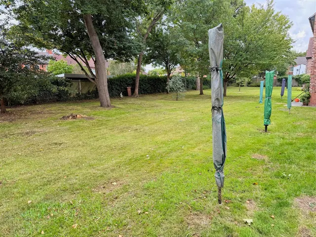 Photo 2 — John Gray Court, Willerby, Hull