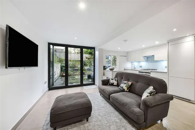 Photo 2 — Egbert Street, Primrose Hill, London, NW1 8LJ