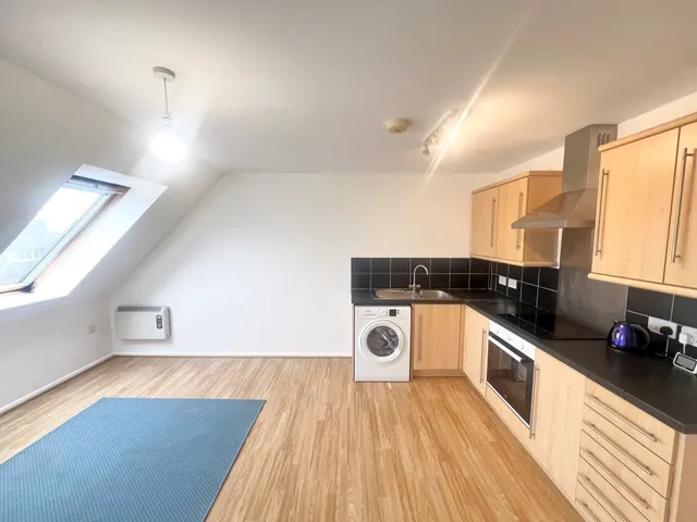 Avonmouth Road, Avonmouth, BS11, photo 1