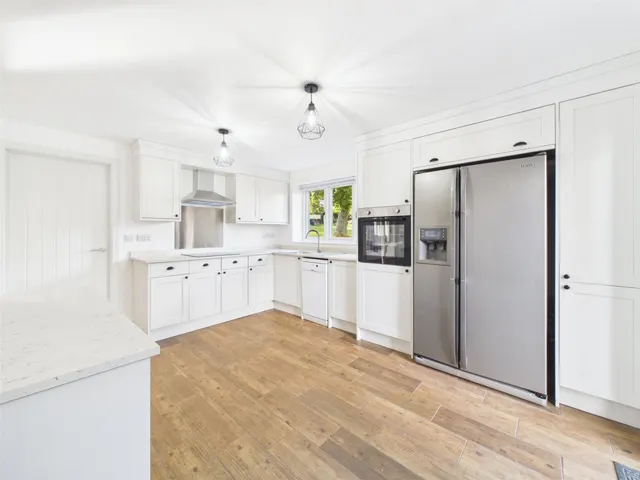 City Road, Radnage, HP14, photo 2