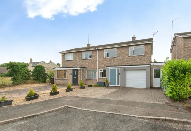 Chapmans Close, Melbourn, SG8, photo 1