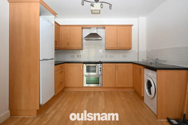 Photo 2 — Middlepark Drive, Northfield, Birmingham, B31 2FQ