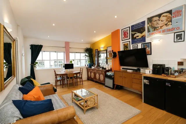Coombe Road, Brighton, BN2, photo 1