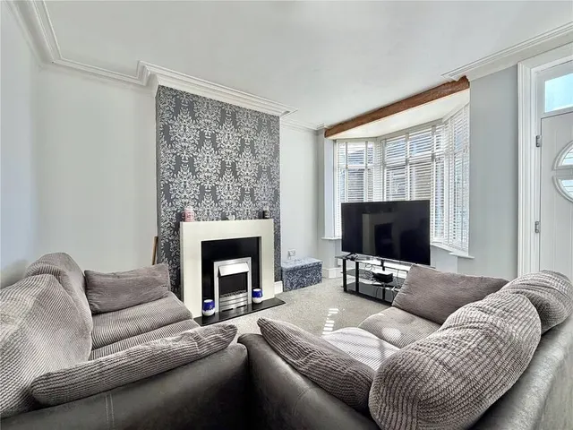 Edward Street, Darfield, S73, photo 2