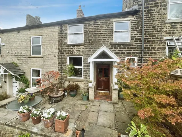 Cross Cliffe, Glossop, Derbyshire, SK13, photo 1