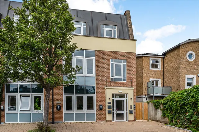 Candler Mews, Twickenham, TW1, photo 1