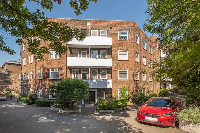 Kingston Hill, Kingston Upon Thames, KT2, photo 1
