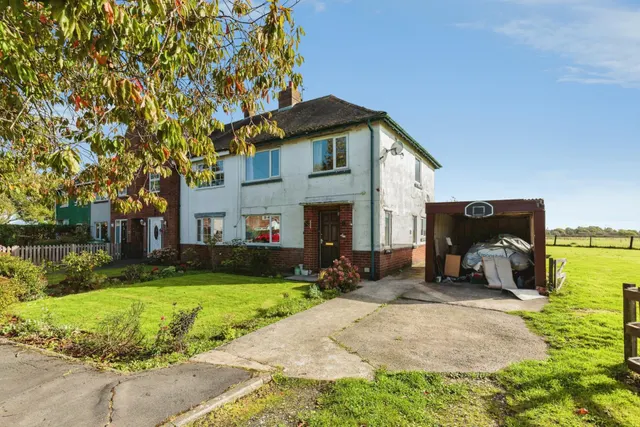 4 bedroom house, Medlar Lane, Preston, PR4