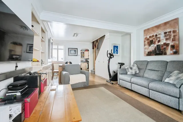 London Road, Wallington, SM6, photo 1