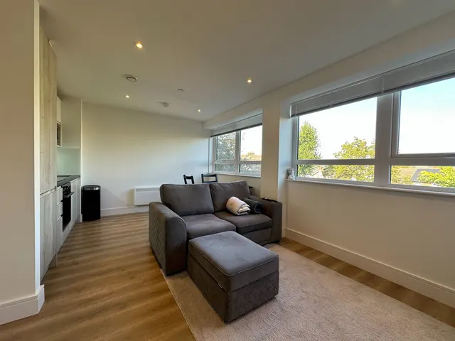 Wood Street, East Grinstead, RH19, photo 1