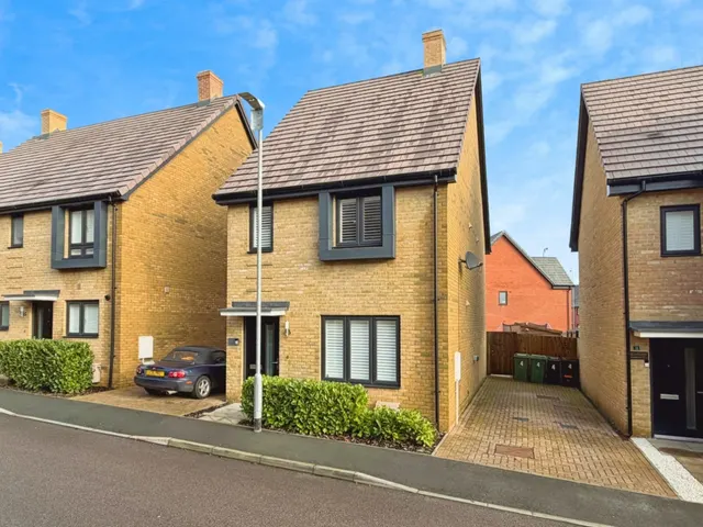 Saddleback Close, Bridgefield, photo 1
