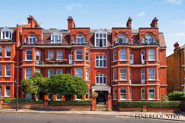 Burgess Park Mansions, London, photo 1