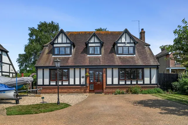 The Coverts, West Mersea, photo 1