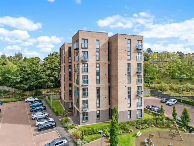 6/2 185 Dorchester Avenue, Kelvindale, G12 0DD, photo 1