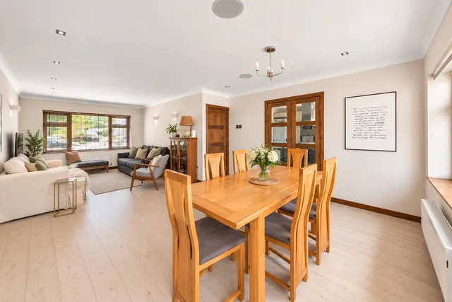 King Edwards Road, Ruislip, photo 2