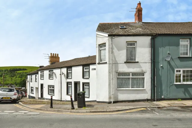 Photo 3 — Cross Street, Tredegar