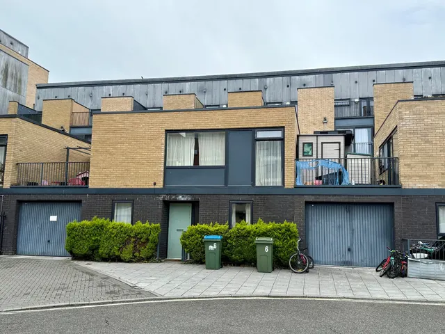 Brunswick Square, Southampton, SO14, photo 1
