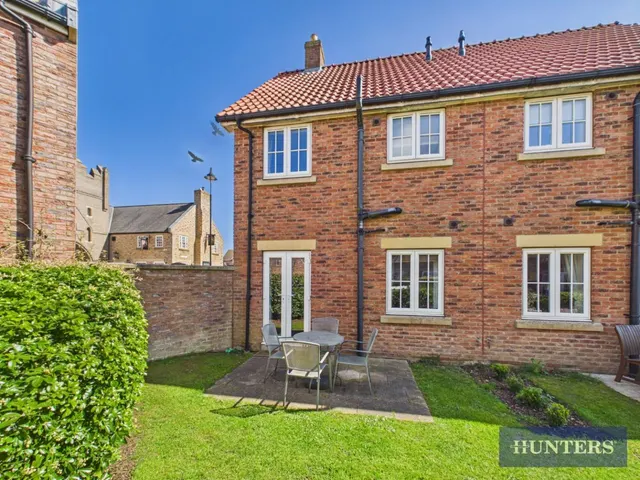 Sunrise Drive, Filey, YO14, photo 2