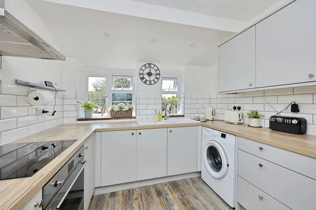 Moore Avenue, Norwich, NR6, photo 2