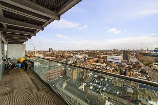 Photo 2 — Houblon Apartments, Tyne Street, Aldgate, London, E1