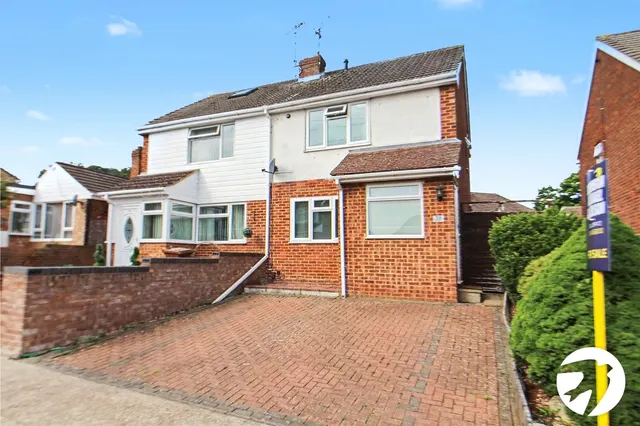 Savage Road, Lordswood, ME5, photo 1
