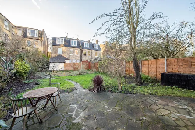 Exeter Road, Kilburn, NW2, photo 3