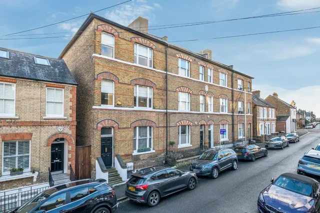 Grove Road, Windsor, photo 2