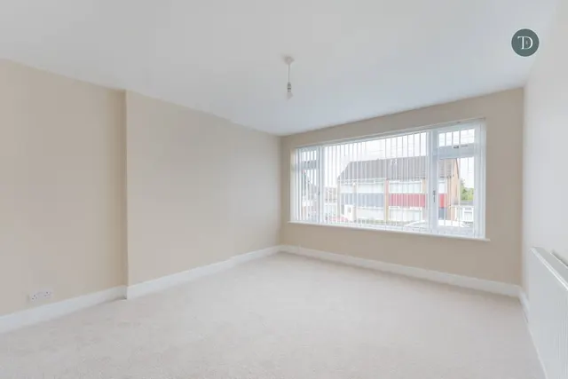 Photo 3 — Oulton Close, Prenton, CH43 0XE