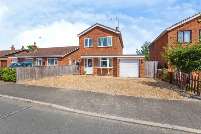 Queen Elizabeth Drive, Wisbech, photo 1