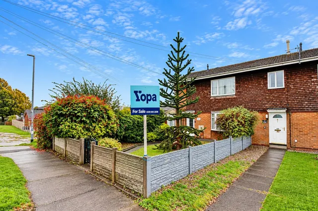 Hobart Road, Cannock, WS12, photo 1