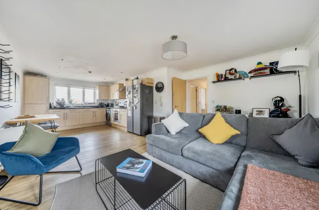 Eastnor Road, London, SE9, photo 2