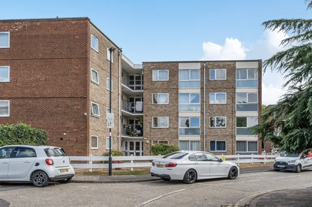 Hansart Way, Enfield, EN2, photo 1