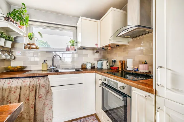 Hansart Way, Enfield, EN2, photo 3