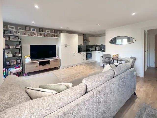 Stafford Avenue, Hornchurch, RM11, photo 3