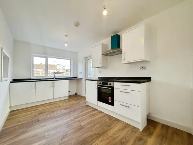 Woodfield Road, Harrogate, HG1, photo 2