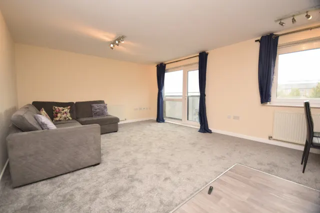 Spectre Court, Hatfield, AL10, photo 3