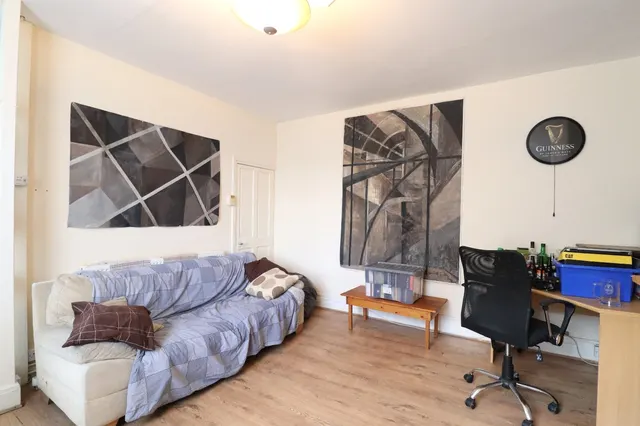 Great Northern Street, Morley, LS27, photo 2