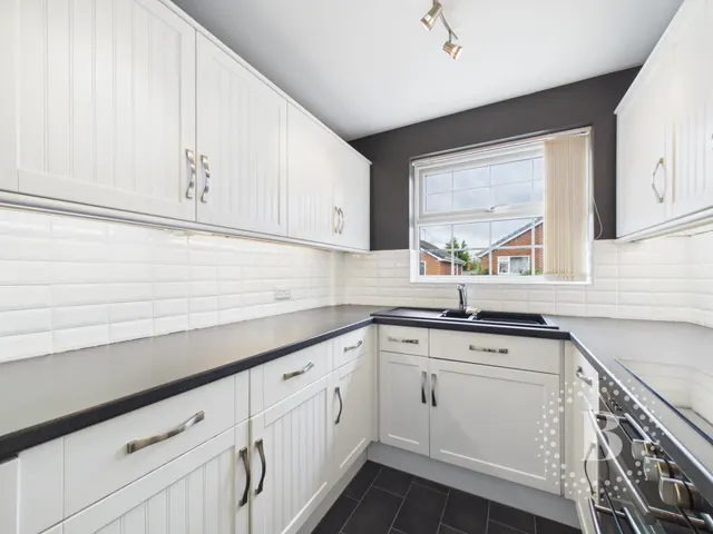 Dickens Place, Copthorne, SY3, photo 3