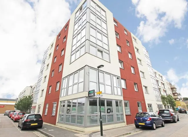 Orchard Road, Richmond, TW9, photo 1