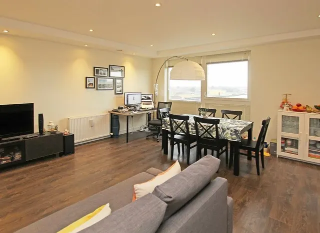 Orchard Road, Richmond, TW9, photo 2