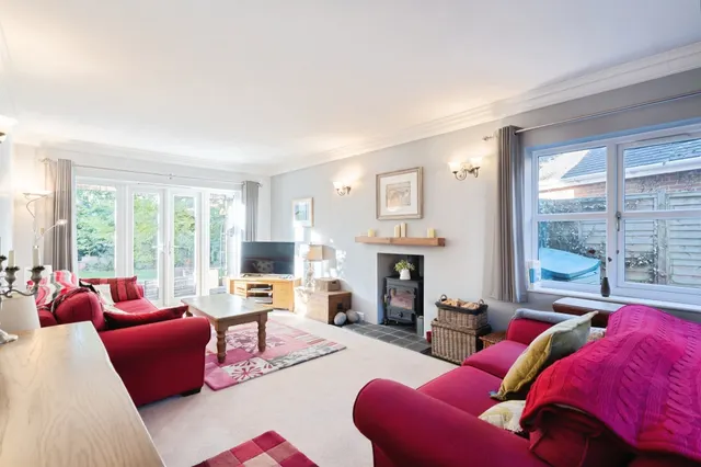 Riverside Green, Kings Somborne, SO20, photo 2